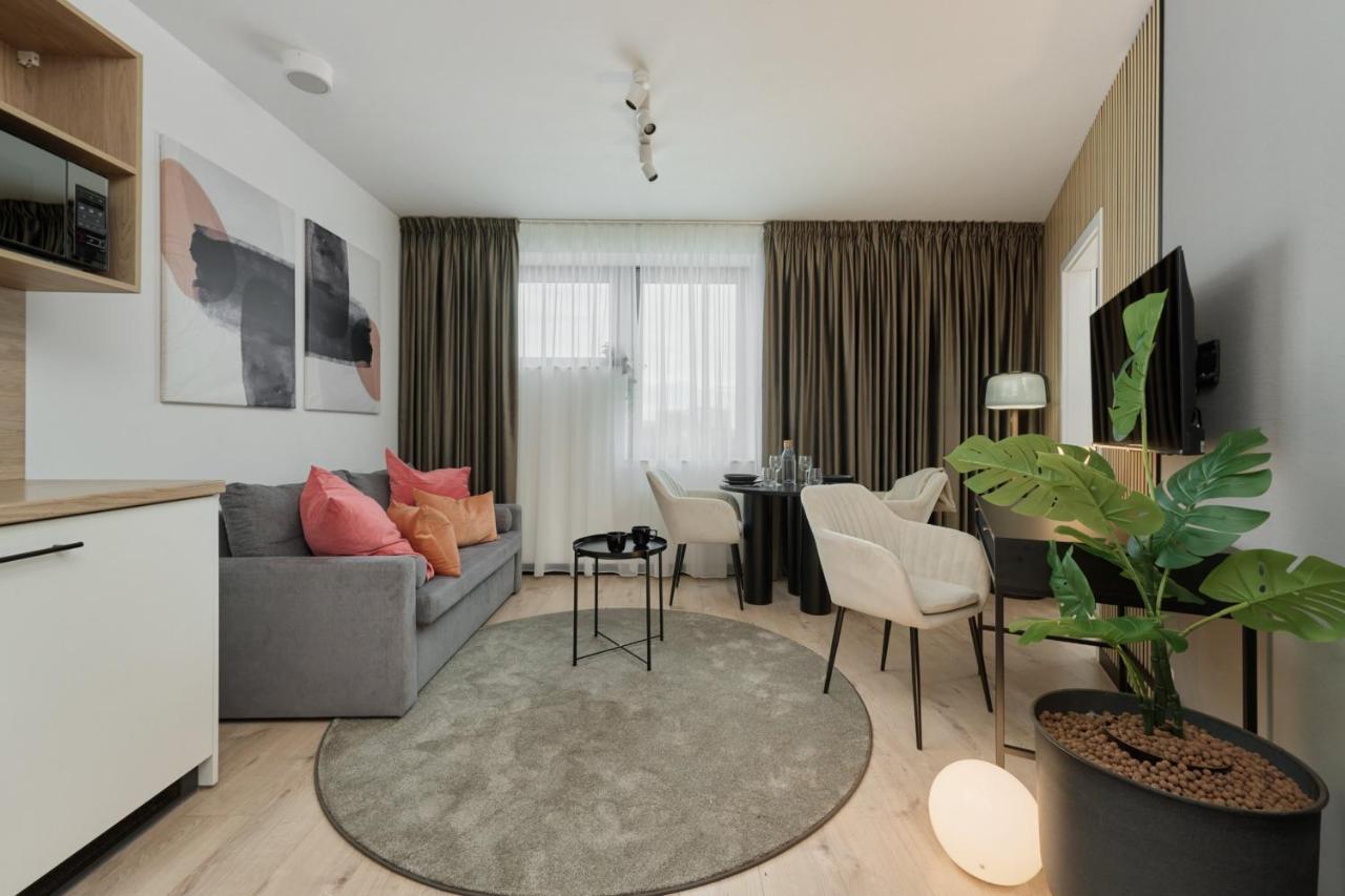 Wroclavia Apartments Dyrekcyjna By Noclegi Renters فروتسواف المظهر الخارجي الصورة