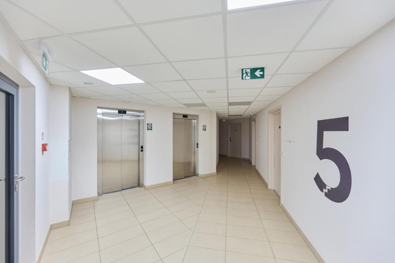 Wroclavia Apartments Dyrekcyjna By Noclegi Renters فروتسواف المظهر الخارجي الصورة