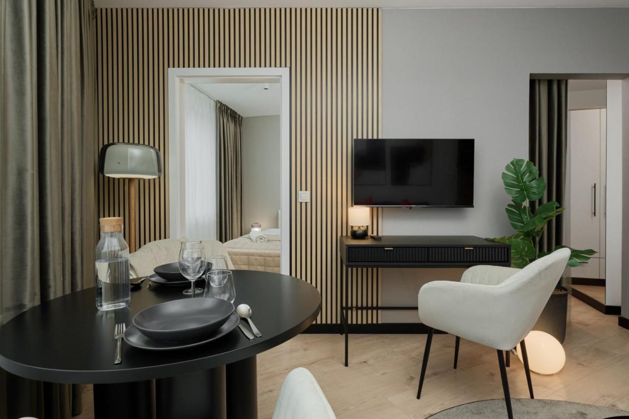 Wroclavia Apartments Dyrekcyjna By Noclegi Renters فروتسواف المظهر الخارجي الصورة