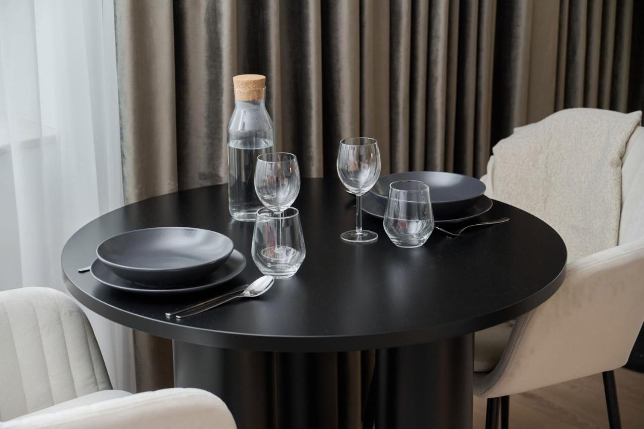 Wroclavia Apartments Dyrekcyjna By Noclegi Renters فروتسواف المظهر الخارجي الصورة