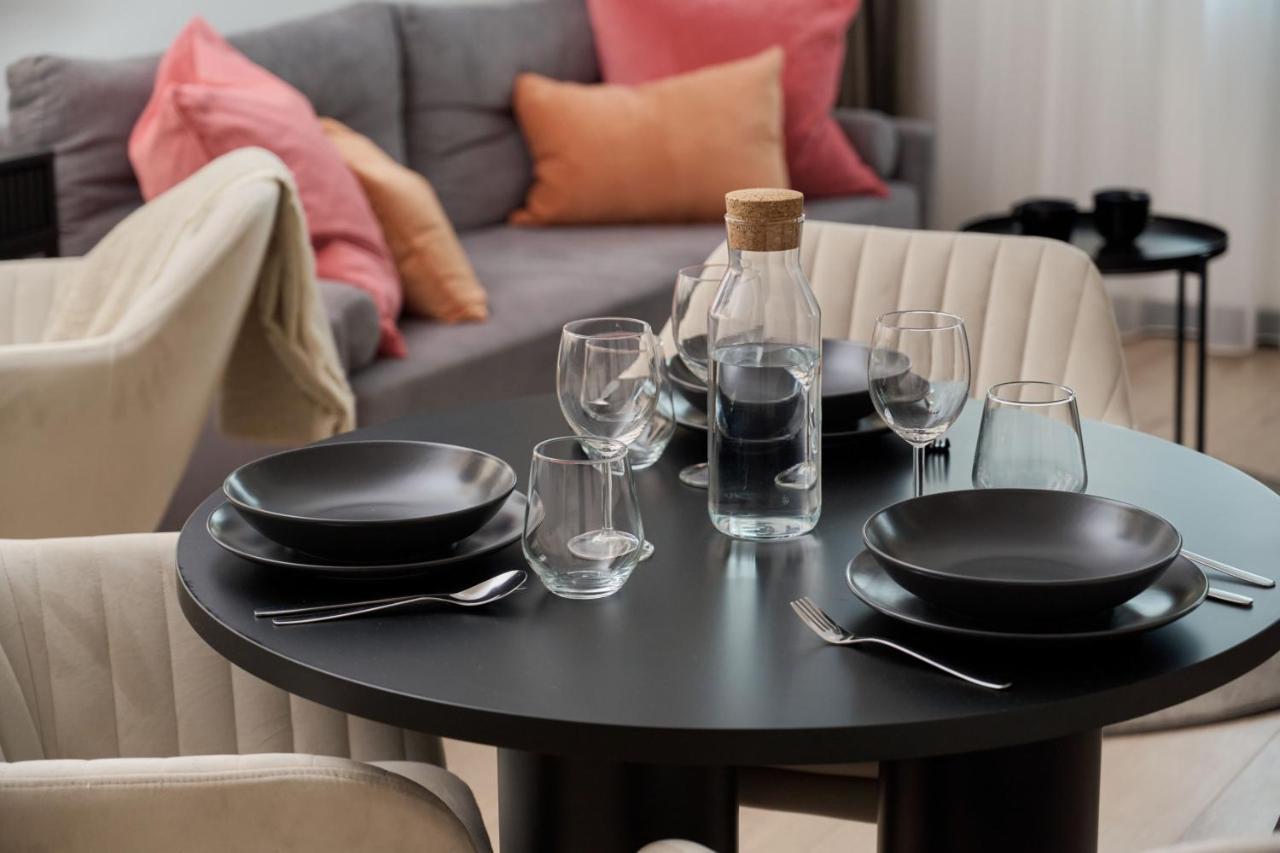 Wroclavia Apartments Dyrekcyjna By Noclegi Renters فروتسواف المظهر الخارجي الصورة