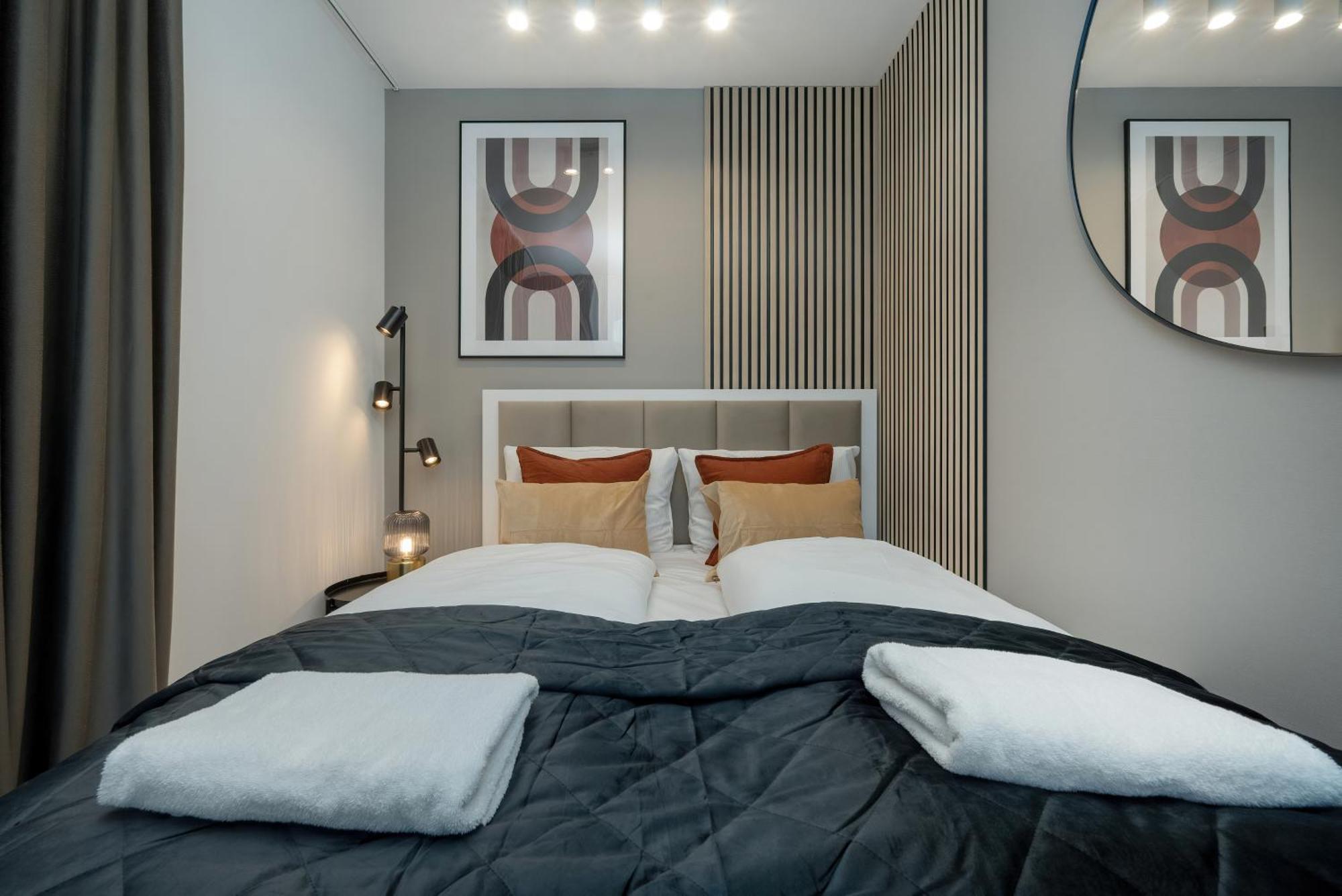 Wroclavia Apartments Dyrekcyjna By Noclegi Renters فروتسواف المظهر الخارجي الصورة