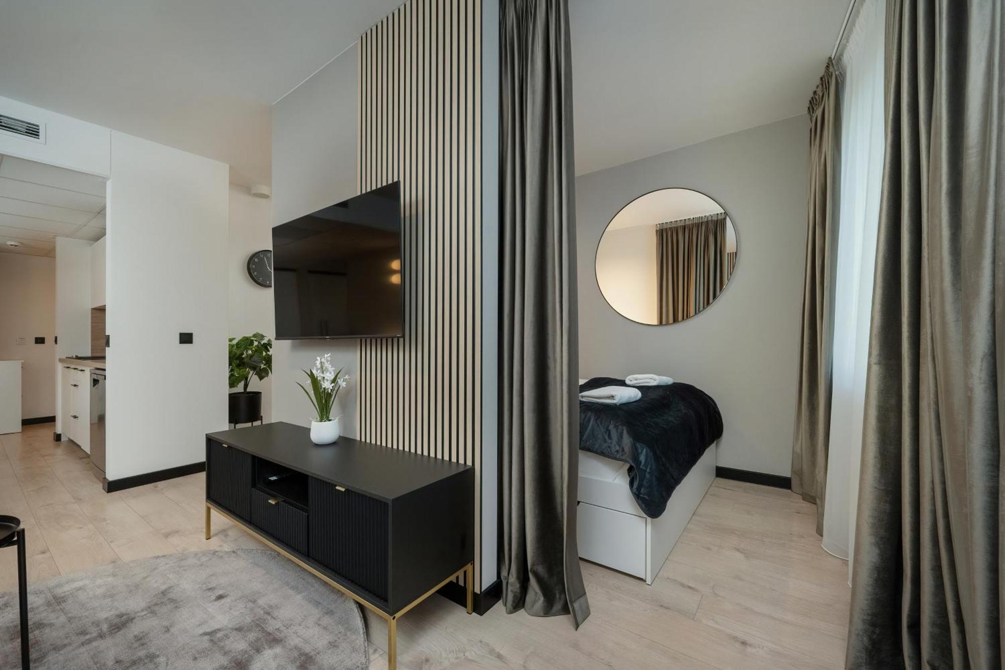 Wroclavia Apartments Dyrekcyjna By Noclegi Renters فروتسواف المظهر الخارجي الصورة